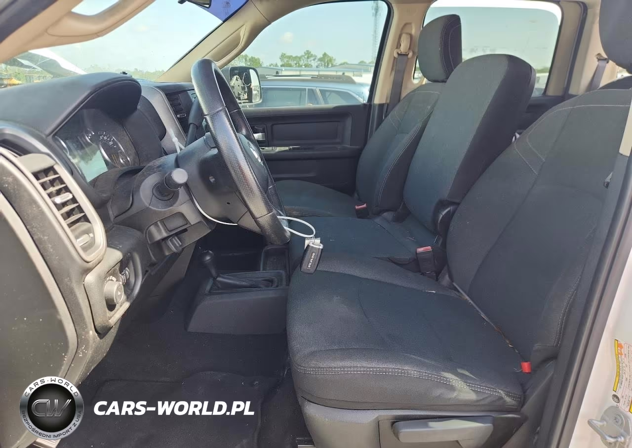 2019 Ram 2500 Tradesman VIN:3C6UR5CL1KG669426 - 7