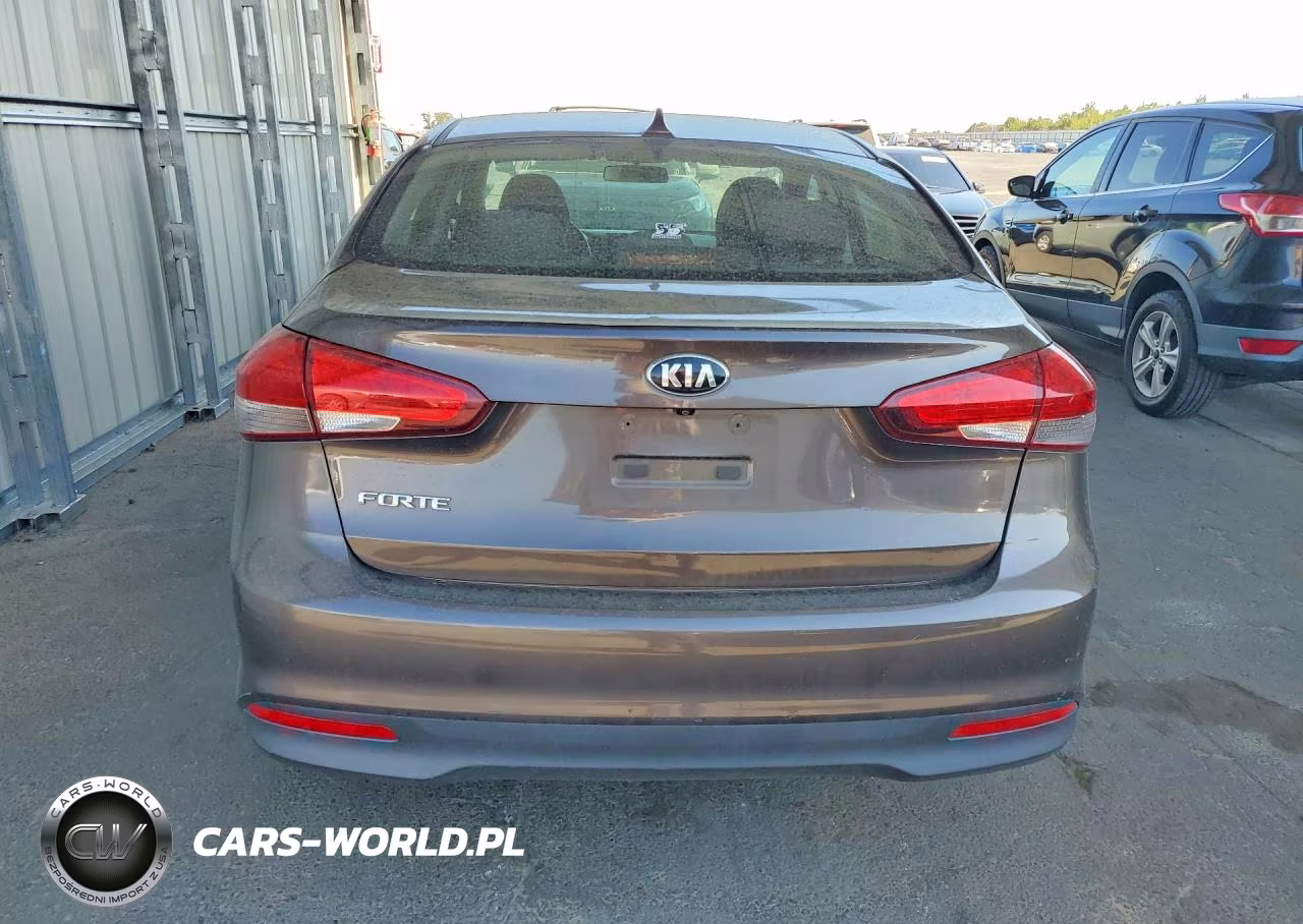 2017 Kia Forte Lx VIN:3KPFL4A75HE132923 - 6