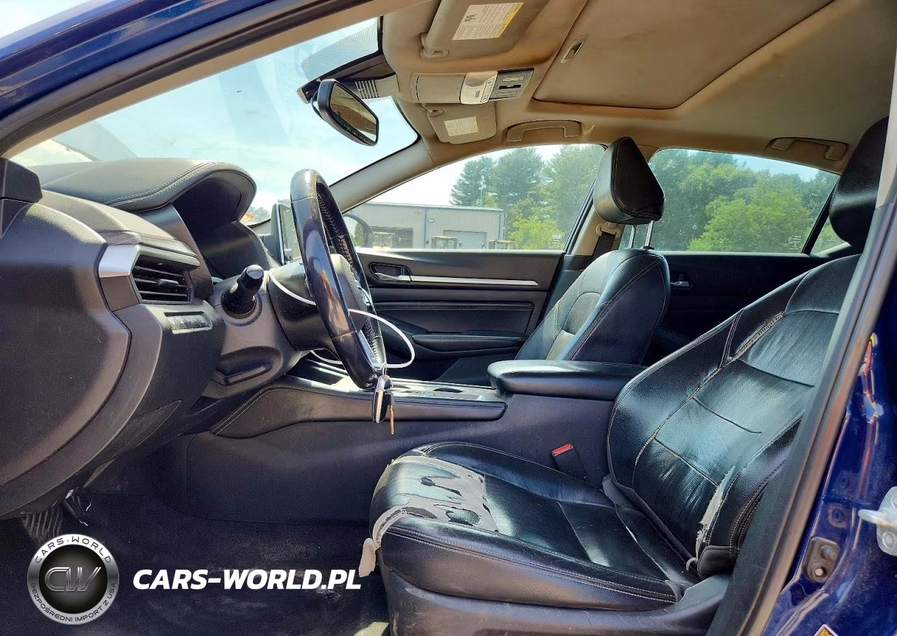 2019 Nissan Altima Platinum VIN:1N4BL4FW0KN306968 - 7
