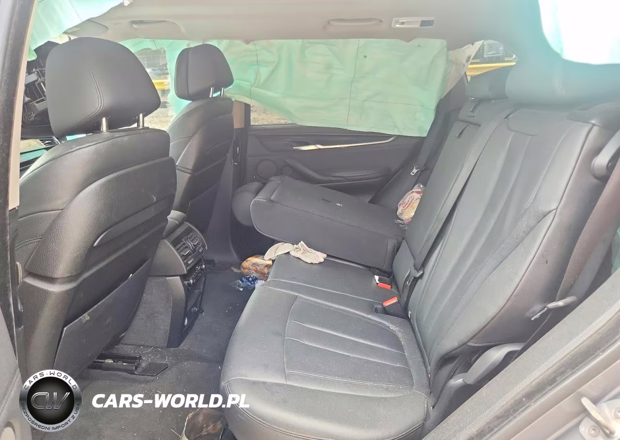 2015 BMW X5 xDrive50I VIN:5UXKR6C50F0J73825 - 11