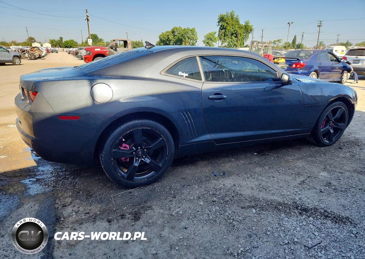 2011 Chevrolet Camaro Ls VIN:2G1FA1ED7B9105533 - 3