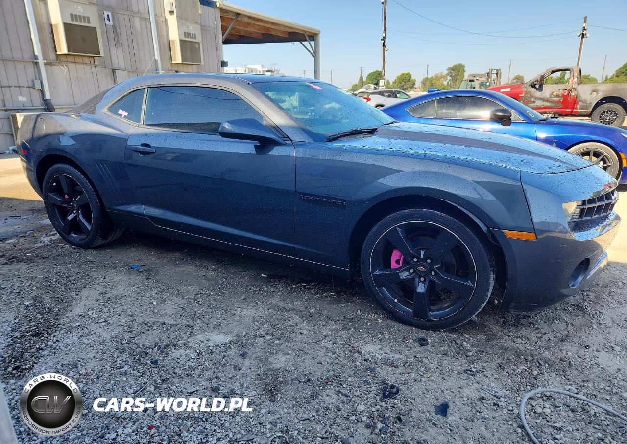 2011 Chevrolet Camaro Ls VIN:2G1FA1ED7B9105533 - 4