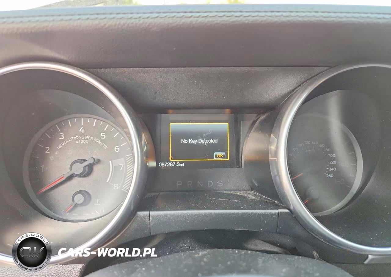 2021 Ford Mustang VIN:1FATP8UH4M5123922 - 9