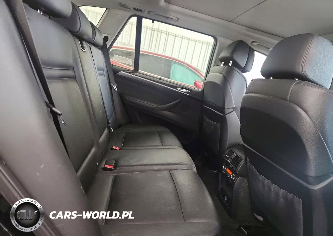 2010 BMW X5 xDrive30I VIN:5UXFE4C56AL382575 - 11