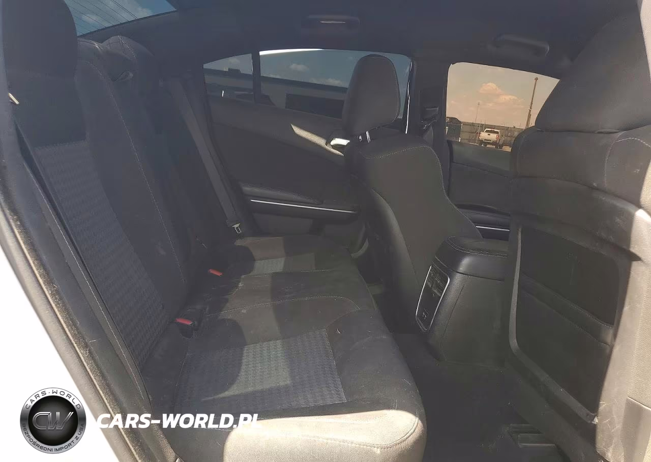 2019 Dodge Charger Scat Pack VIN:2C3CDXGJ8KH638895 - 10