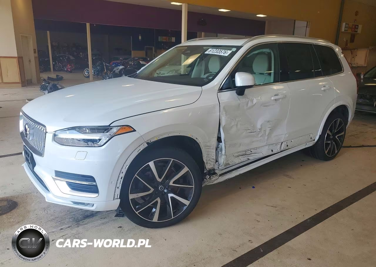 2023 Volvo Xc90 Plus – zdjęcie 1 z 13