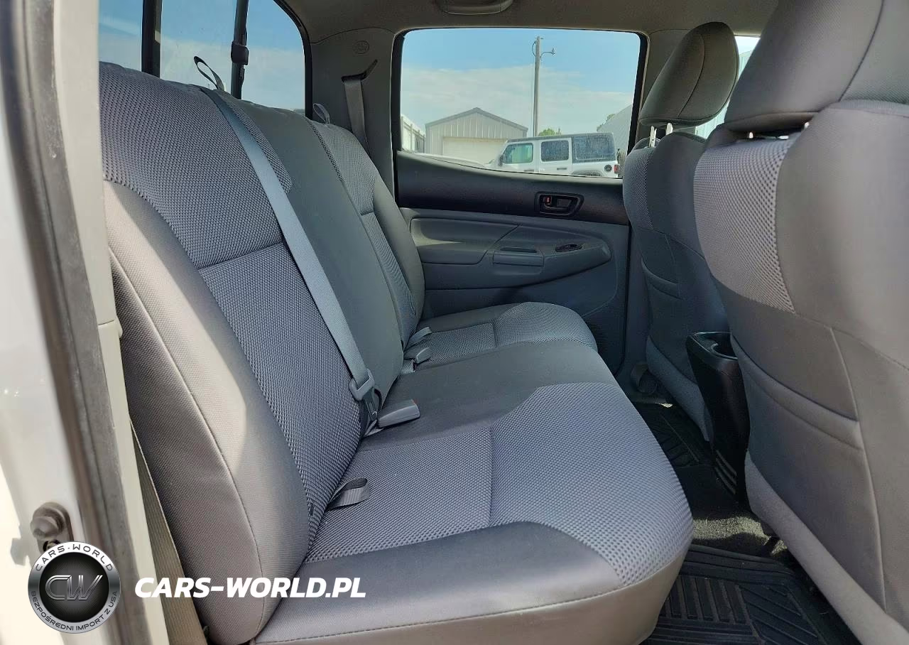 2012 Toyota Tacoma Double Cab VIN:3TMLU4EN1CM092363 - 10