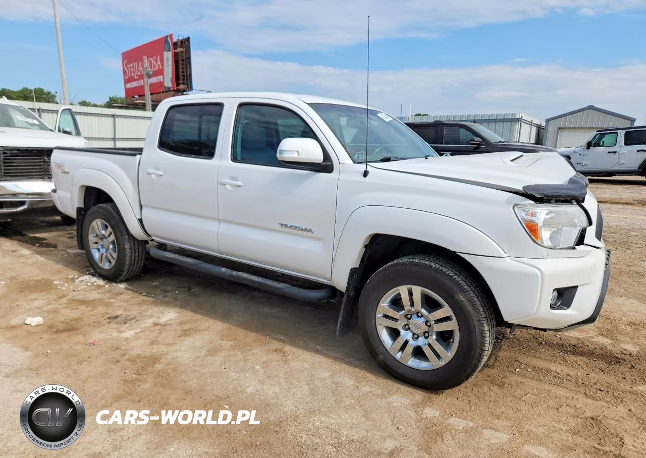 2012 Toyota Tacoma Double Cab VIN:3TMLU4EN1CM092363 - 4