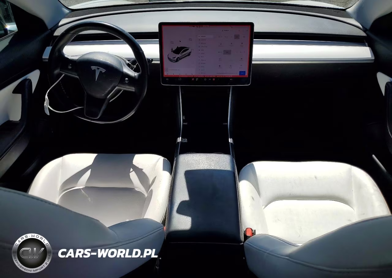 2018 Tesla Model 3 VIN:5YJ3E1EB8JF135552 - 8