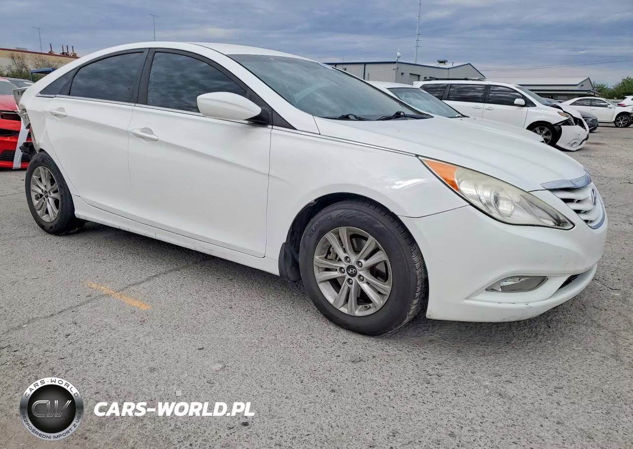 2013 Hyundai Sonata Gls VIN:5NPEB4AC1DH694142 - 4