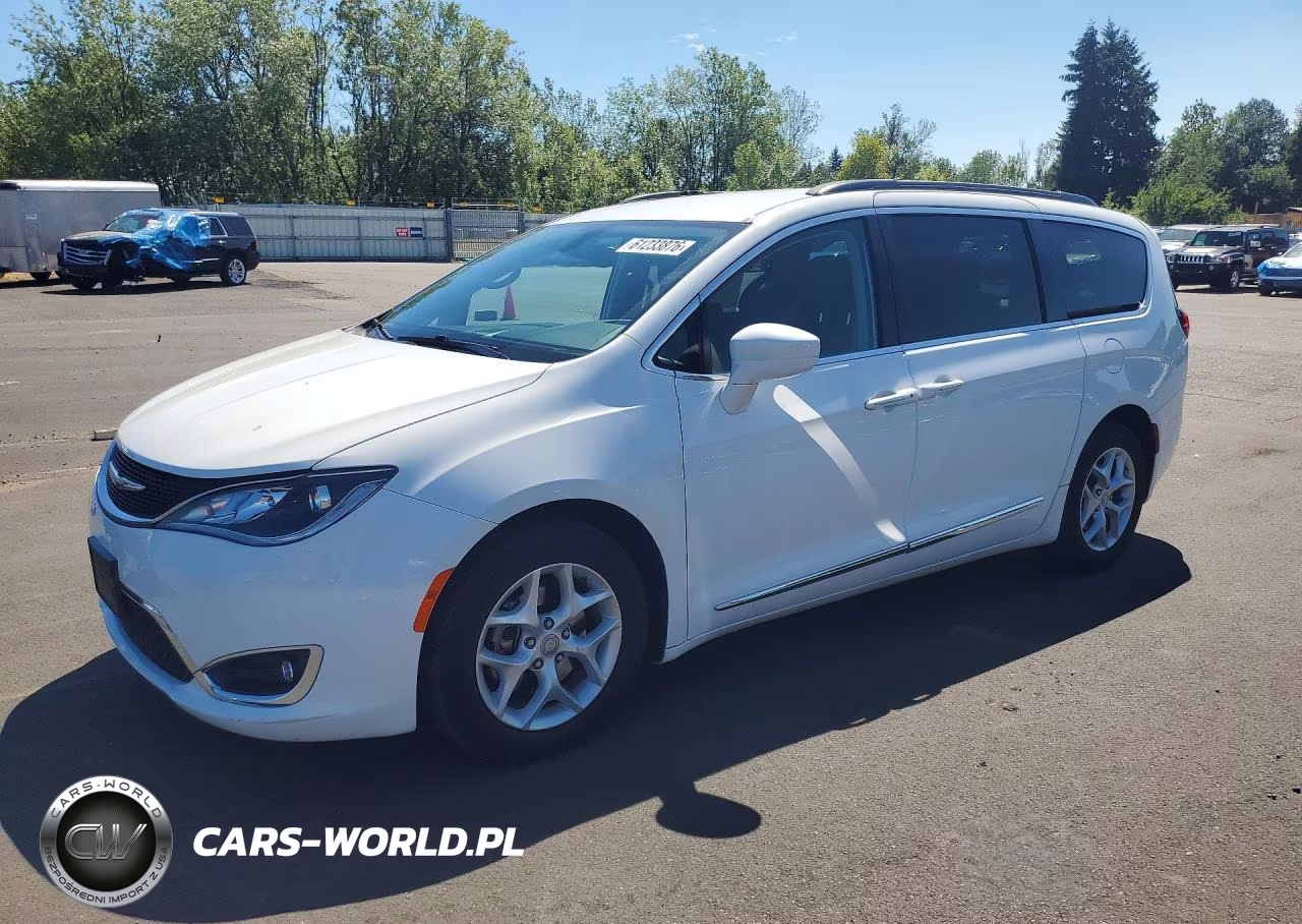 2017 Chrysler Pacifica – zdjęcie 1 z 13