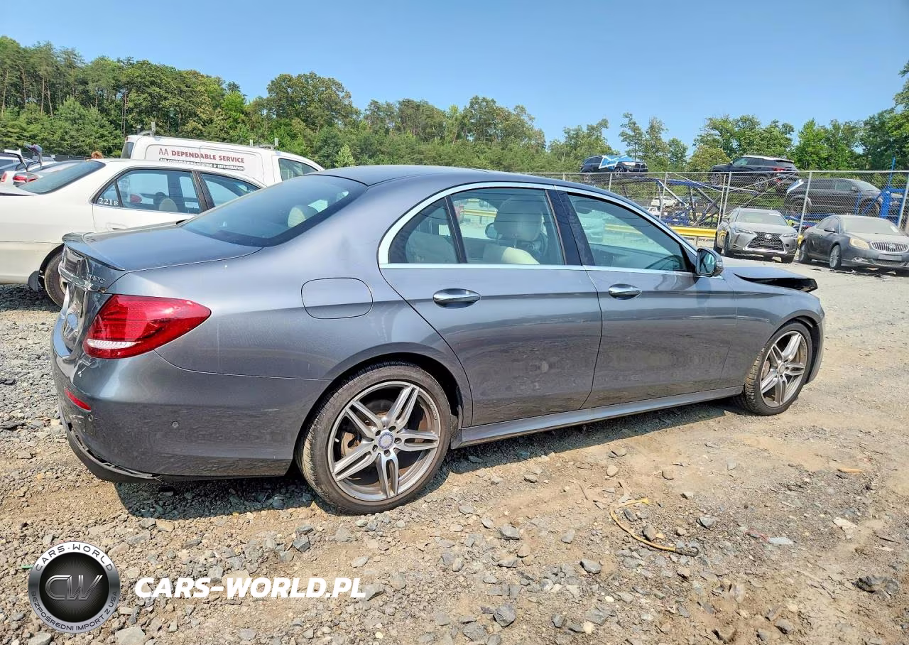 2017 Mercedes-Benz E 300 4Matic VIN:WDDZF4KB4HA181918 - 3