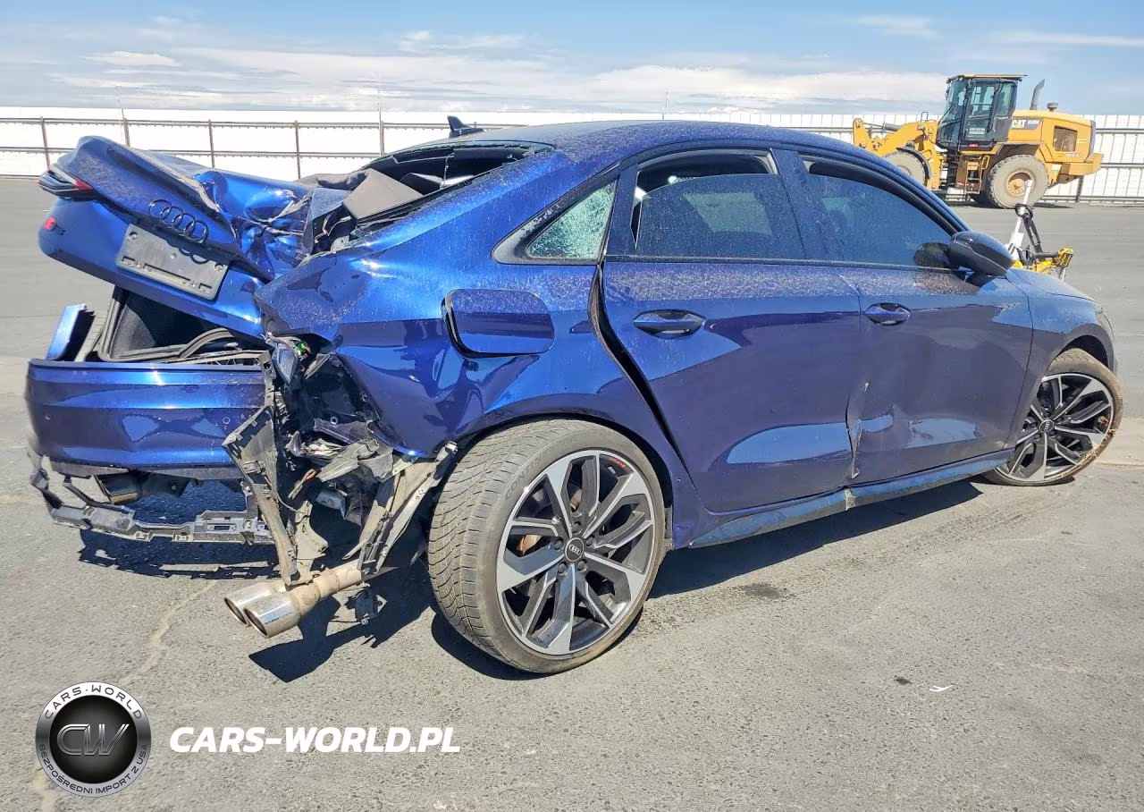 2023 Audi S3 Premium VIN:WAUG3DGY9PA010343 - 3