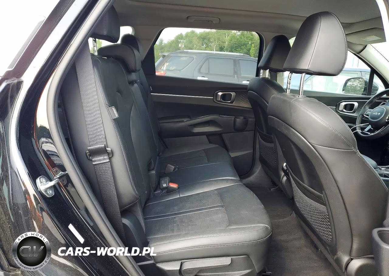 2025 Kia Sorento S VIN:5XYRLDJC5SG352907 - 11