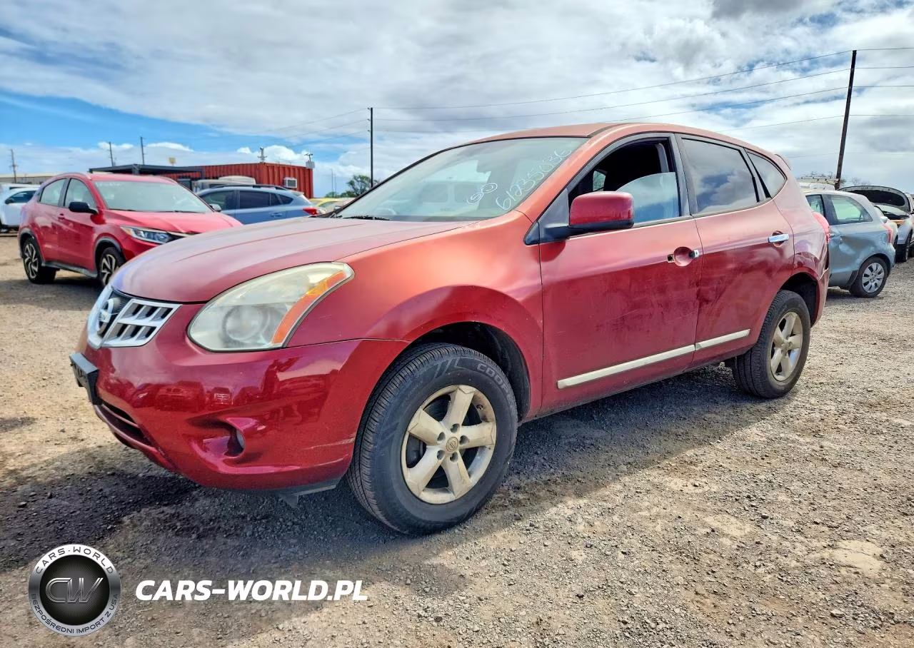 2013 Nissan Rogue S – zdjęcie 1 z 13