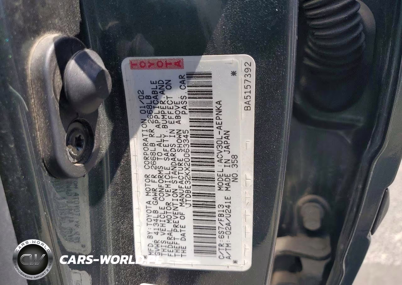 2002 Toyota Camry Le VIN:JTDBE32KX20063345 - 12