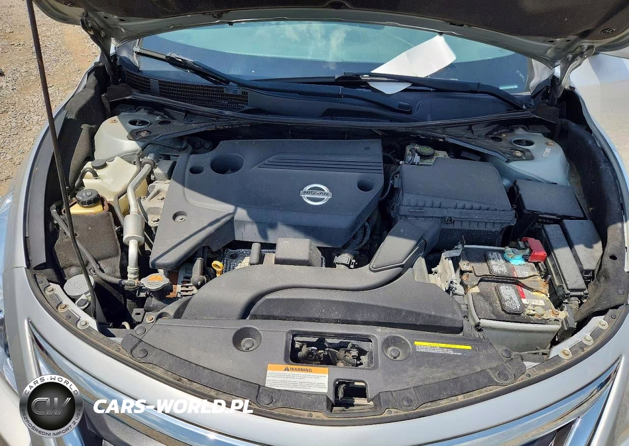 2015 Nissan Altima 2.5 S VIN:1N4AL3AP5FN312423 - 11