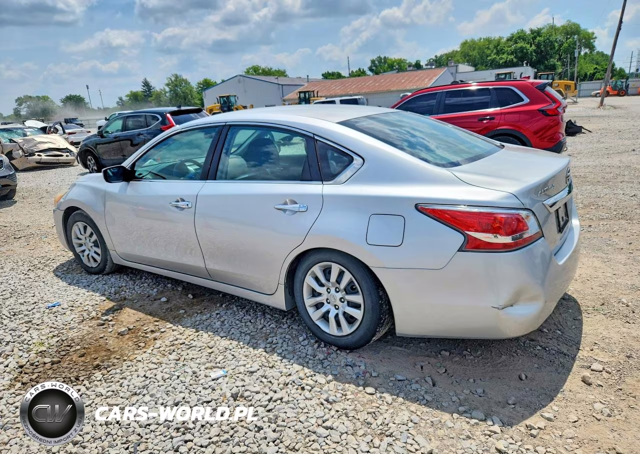 2015 Nissan Altima 2.5 S VIN:1N4AL3AP5FN312423 - 2