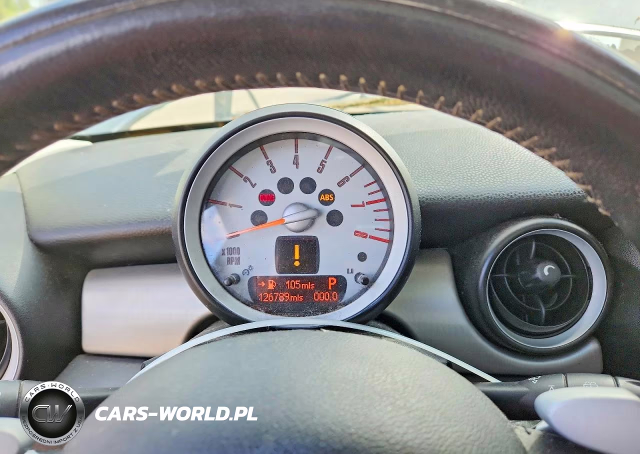 2009 Mini Cooper S Clubman VIN:WMWMM33559TP91813 - 9