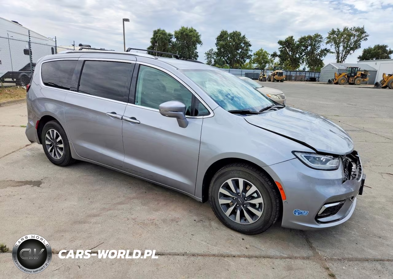 2021 Chrysler Pacifica Hybrid Touring L VIN:2C4RC1L77MR544326 - 4