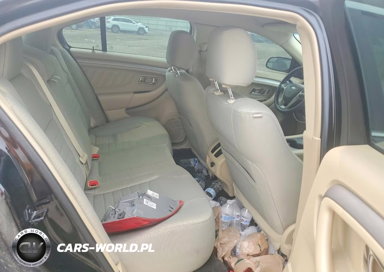 2018 Ford Taurus Se VIN:1FAHP2D80JG136508 - 10