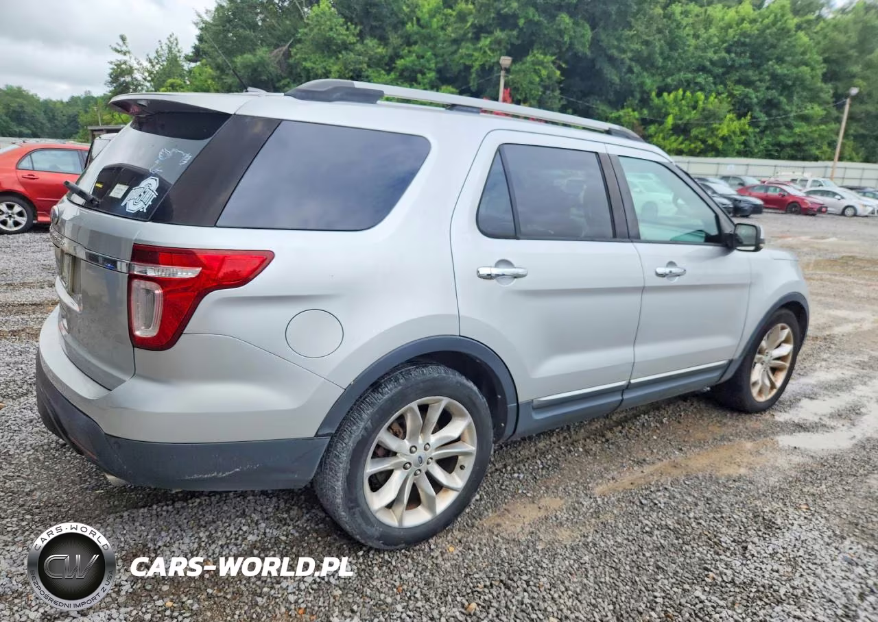 2011 Ford Explorer Sport VIN:1FMHK7F89BGA30140 - 3
