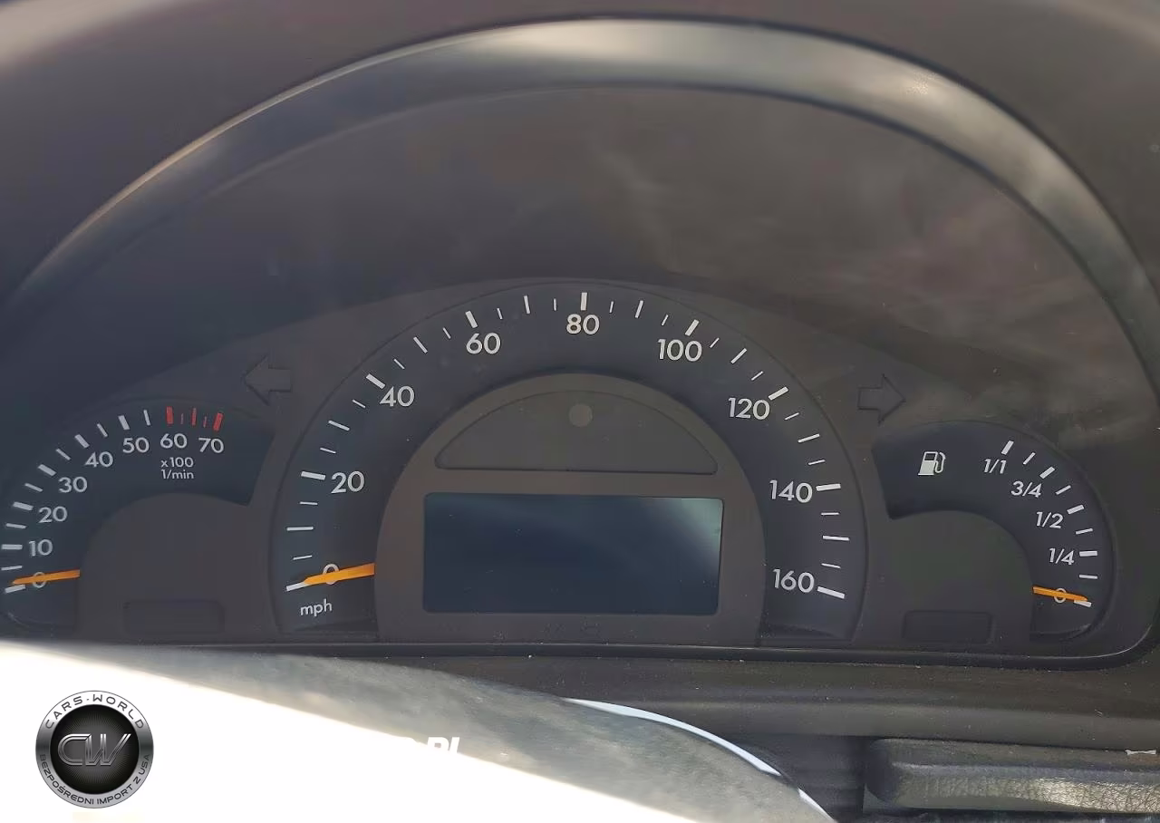 2001 Mercedes-Benz C 240 VIN:WDBRF61J11F037653 - 9