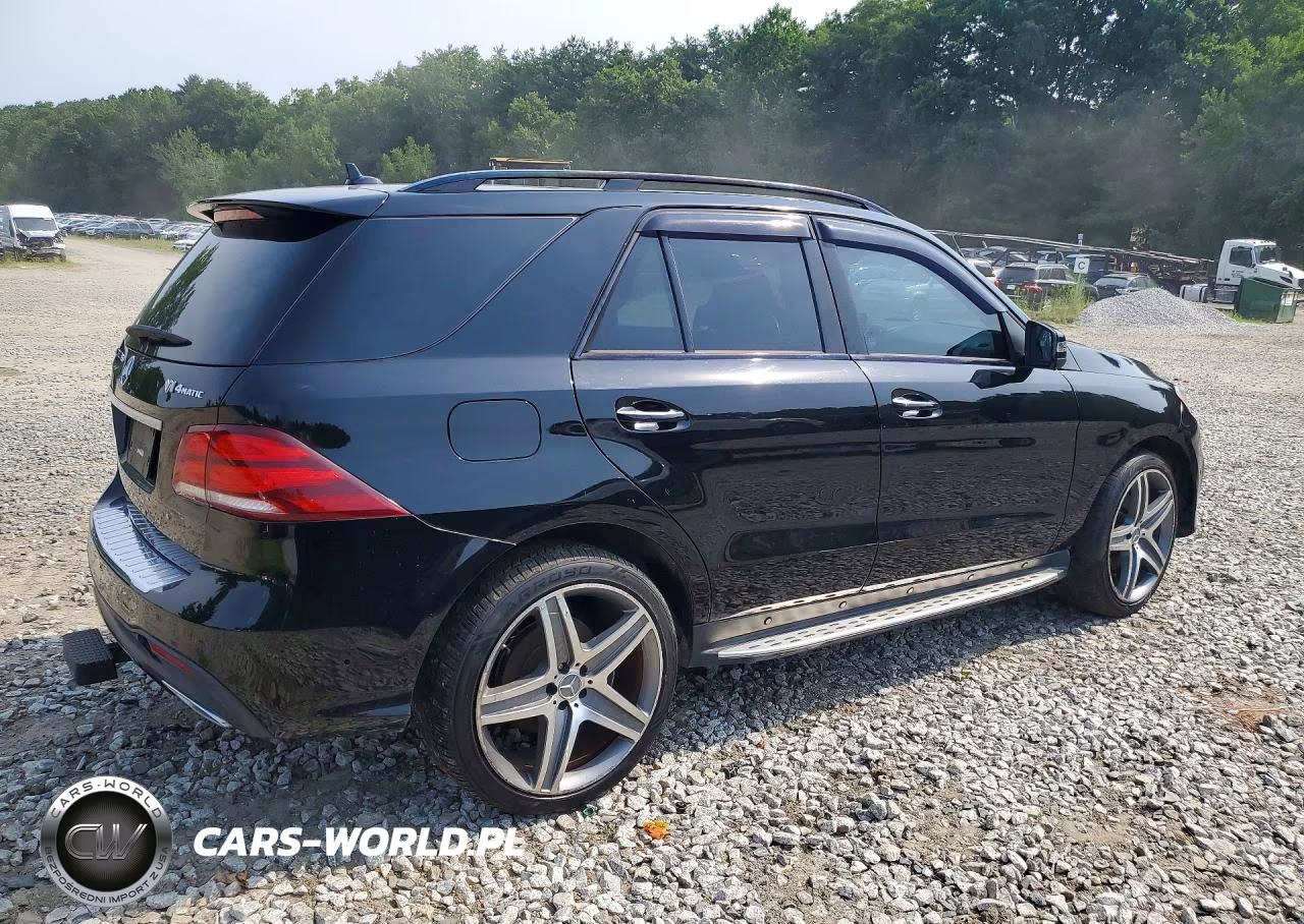 2018 Mercedes-Benz Gle 350 4Matic VIN:4JGDA5HB1JB110364 - 3