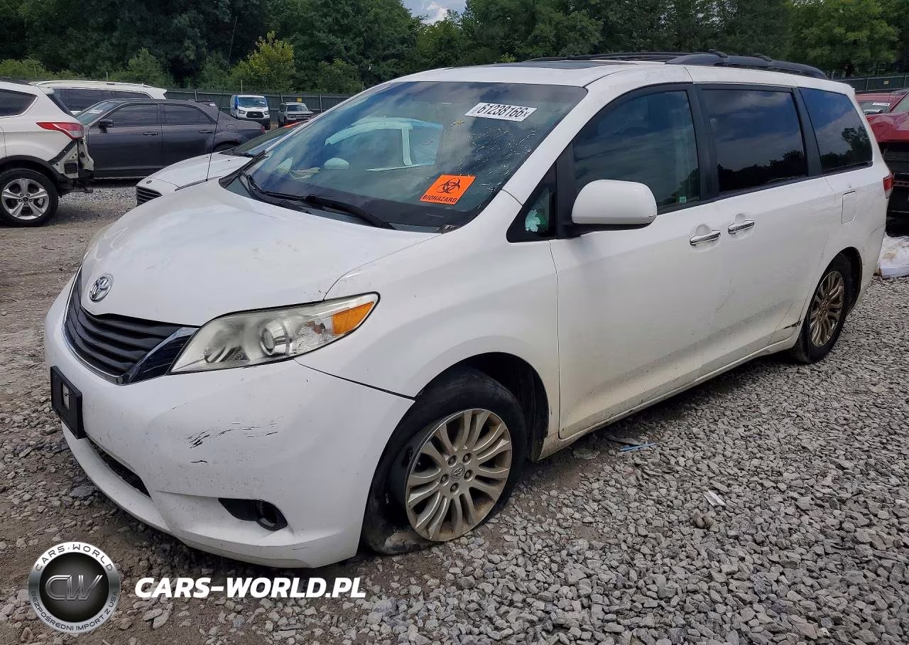 2012 Toyota Sienna Xle 8-Passenger