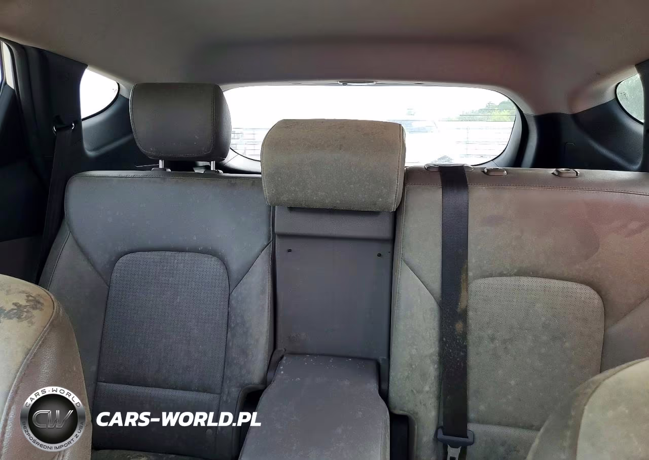 2013 Hyundai Santa Fe Sport 2.0T VIN:5XYZU3LA4DG070179 - 10