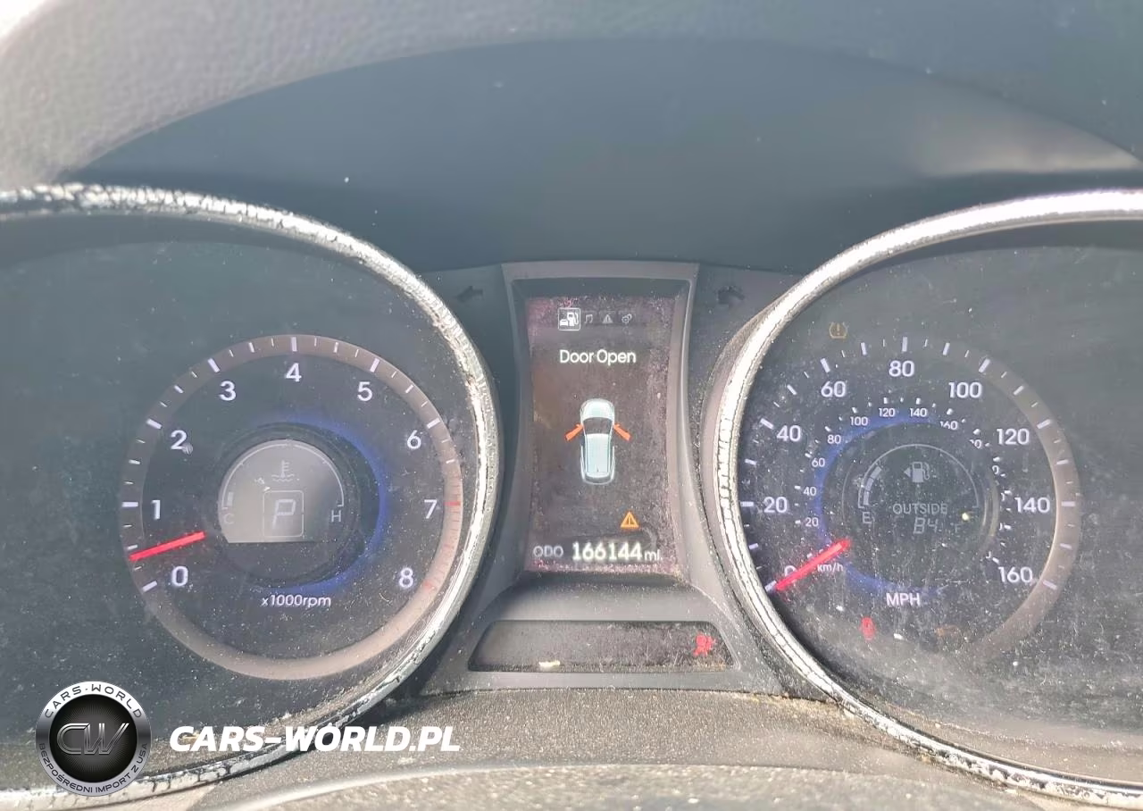 2013 Hyundai Santa Fe Sport 2.0T VIN:5XYZU3LA4DG070179 - 9