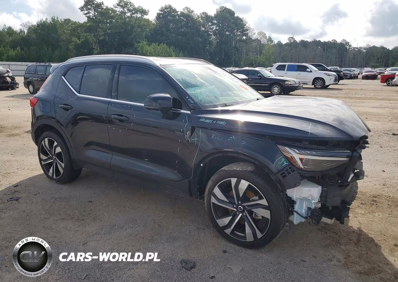 2025 Volvo Xc40 Plus VIN:YV4L12UE2S2486066 - 4