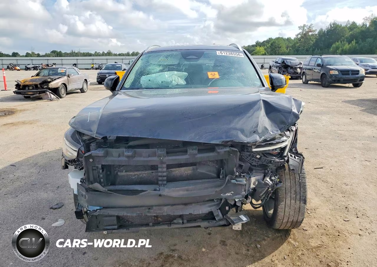 2025 Volvo Xc40 Plus VIN:YV4L12UE2S2486066 - 5
