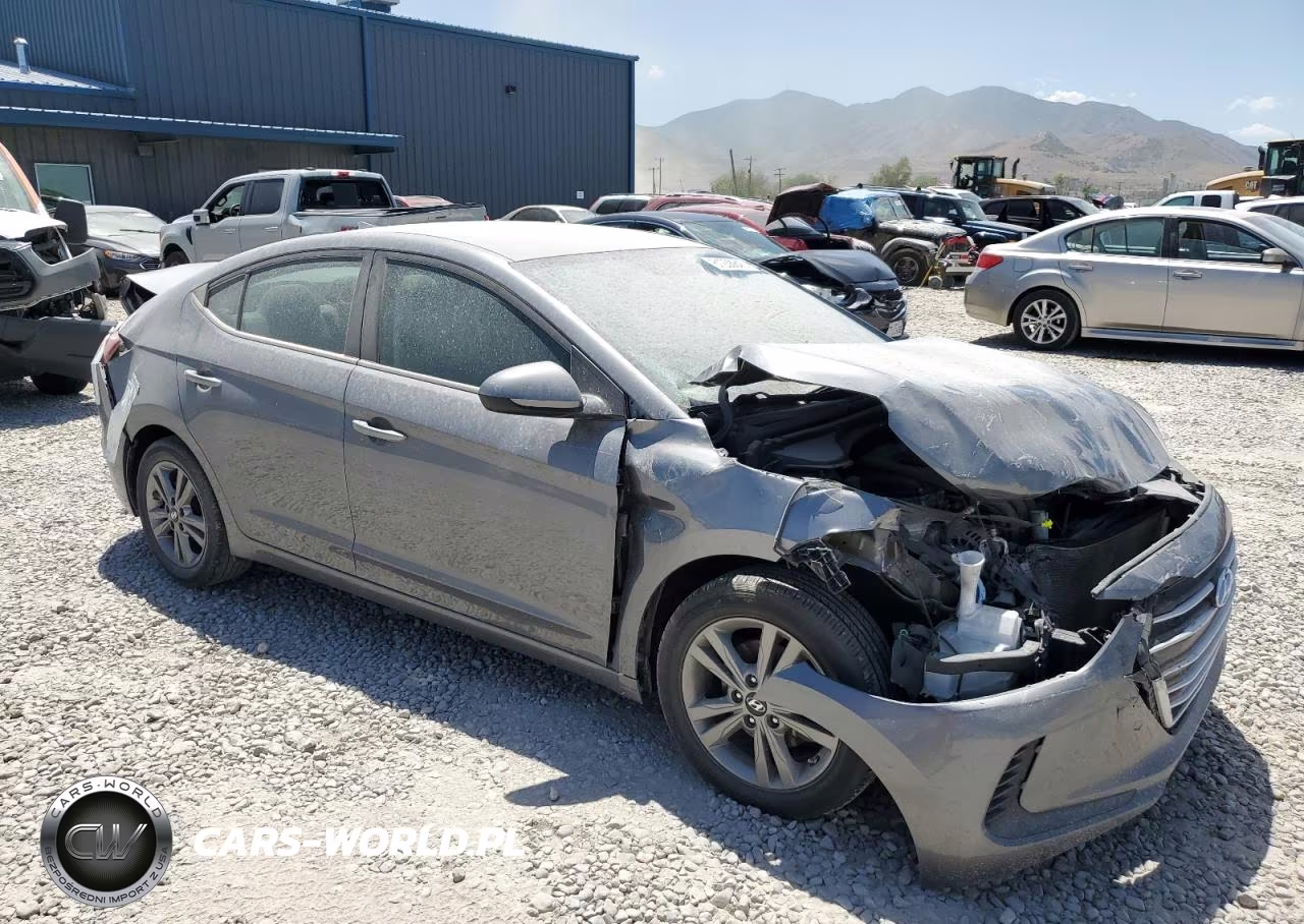 2018 Hyundai Elantra Sel VIN:5NPD84LF9JH338793 - 4