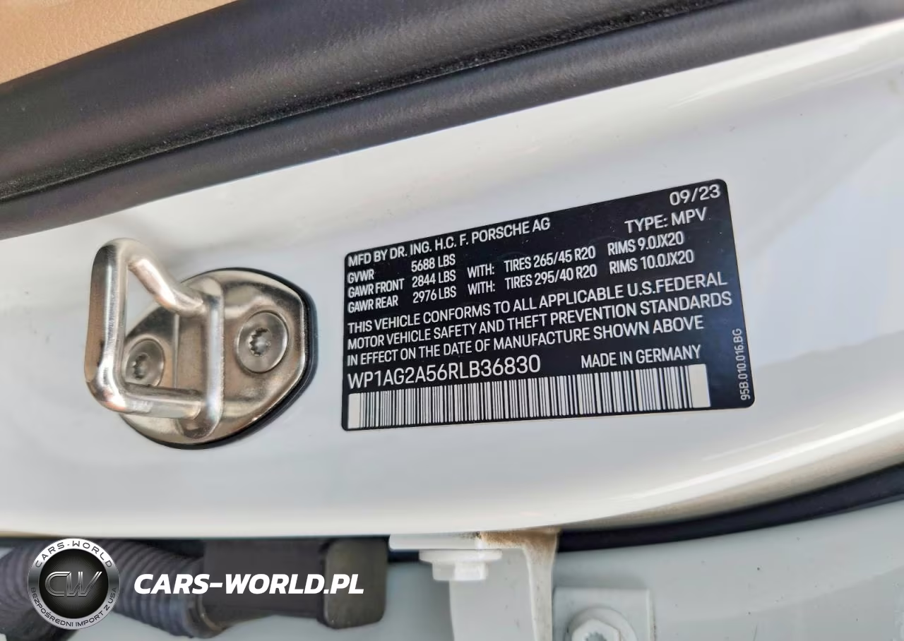 2024 Porsche Macan S VIN:WP1AG2A56RLB36830 - 13