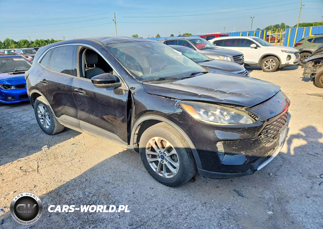 2020 Ford Escape Se VIN:1FMCU9G6XLUC01218 - 4