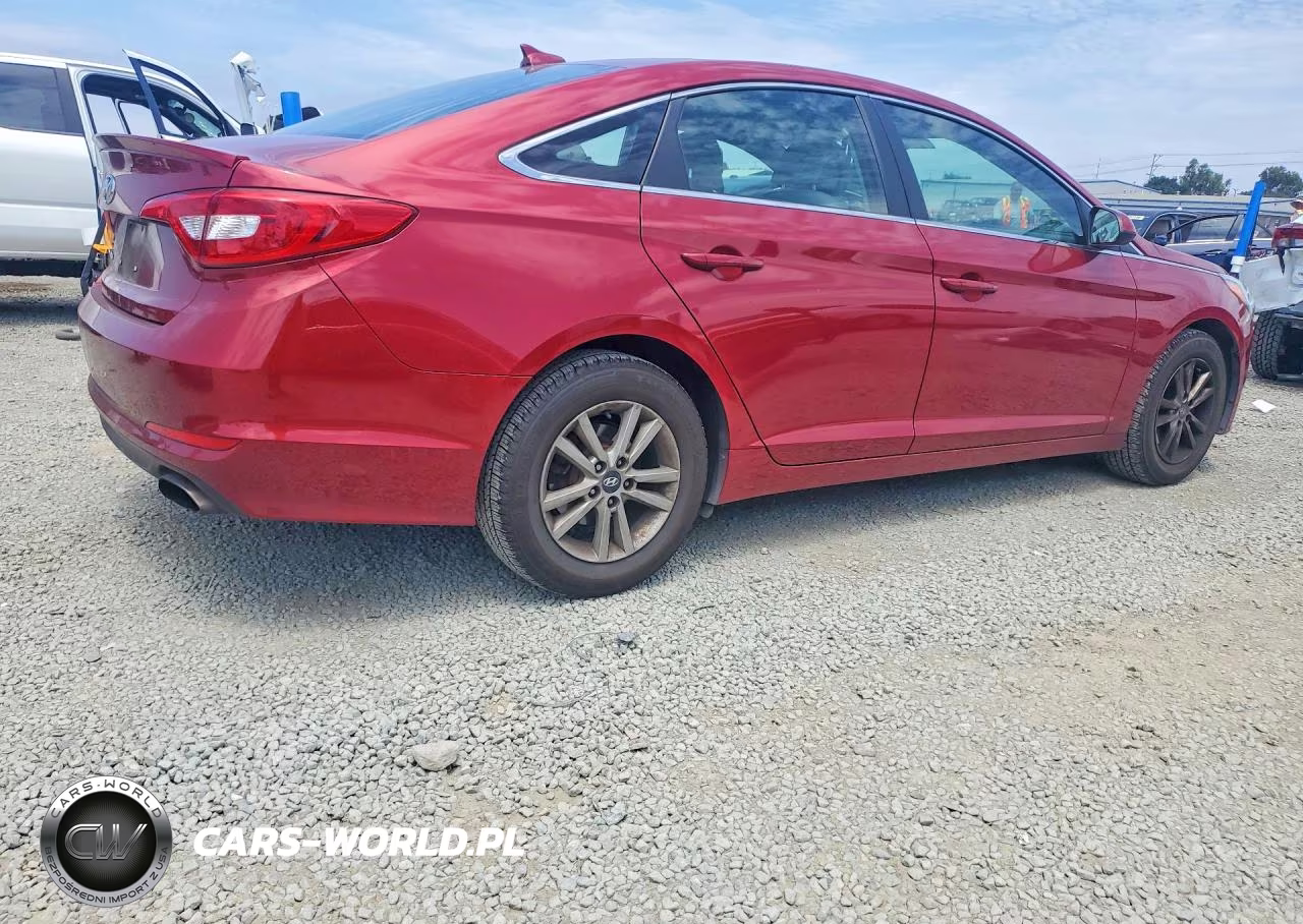 2015 Hyundai Sonata Se VIN:5NPE24AF8FH137841 - 3
