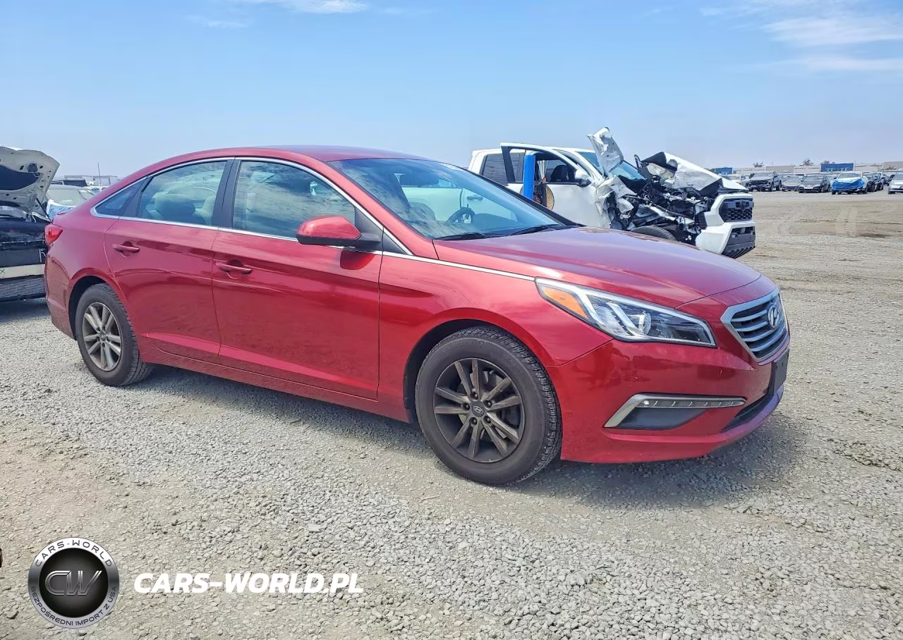 2015 Hyundai Sonata Se VIN:5NPE24AF8FH137841 - 4