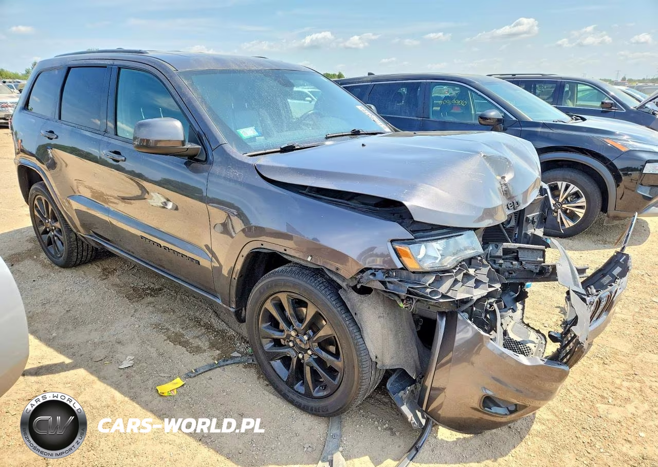 2019 Jeep Grand Cherokee Laredo VIN:1C4RJFAG5KC670762 - 4