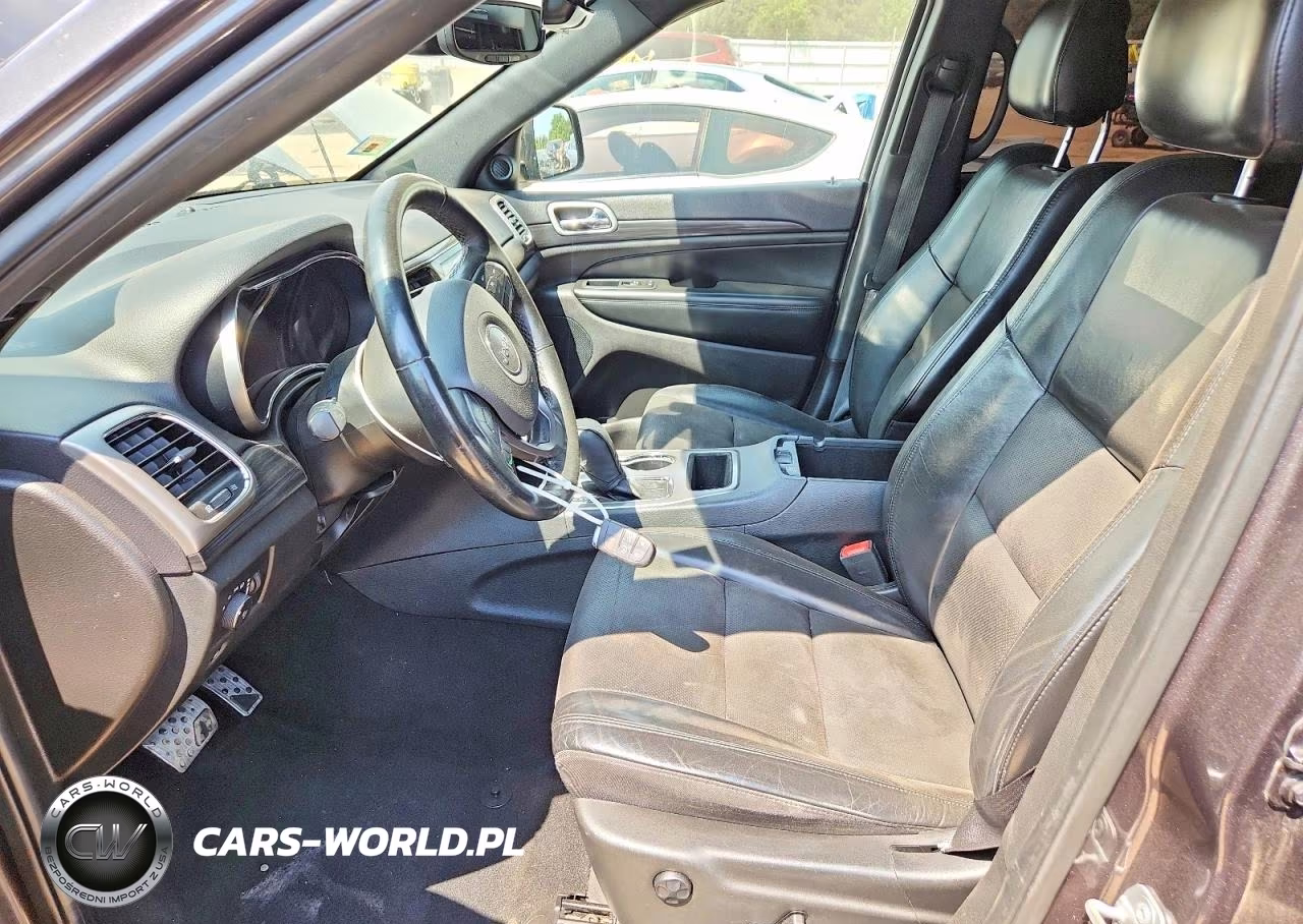 2019 Jeep Grand Cherokee Laredo VIN:1C4RJFAG5KC670762 - 7