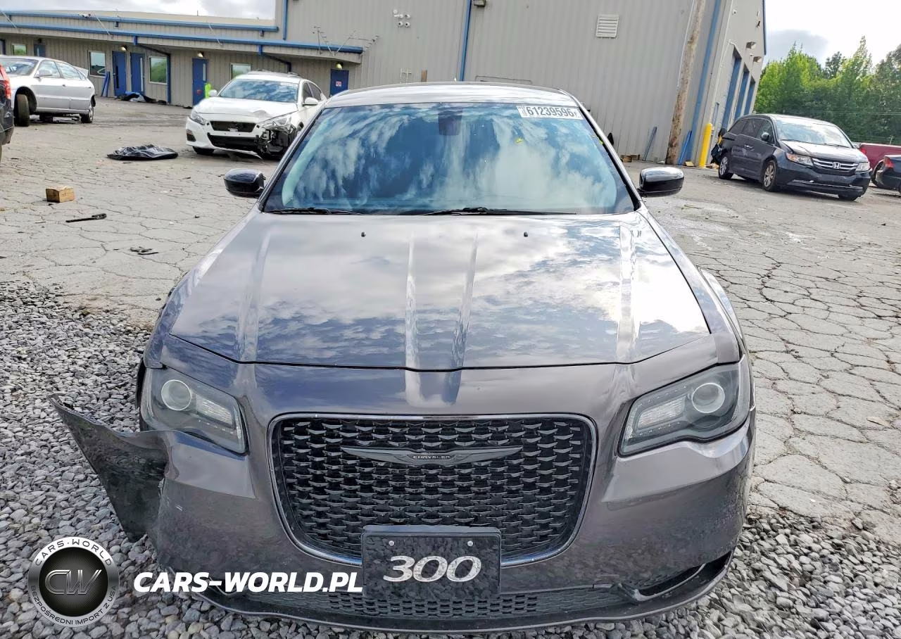 2021 Chrysler 300 Touring VIN:2C3CCAAG3MH502187 - 5