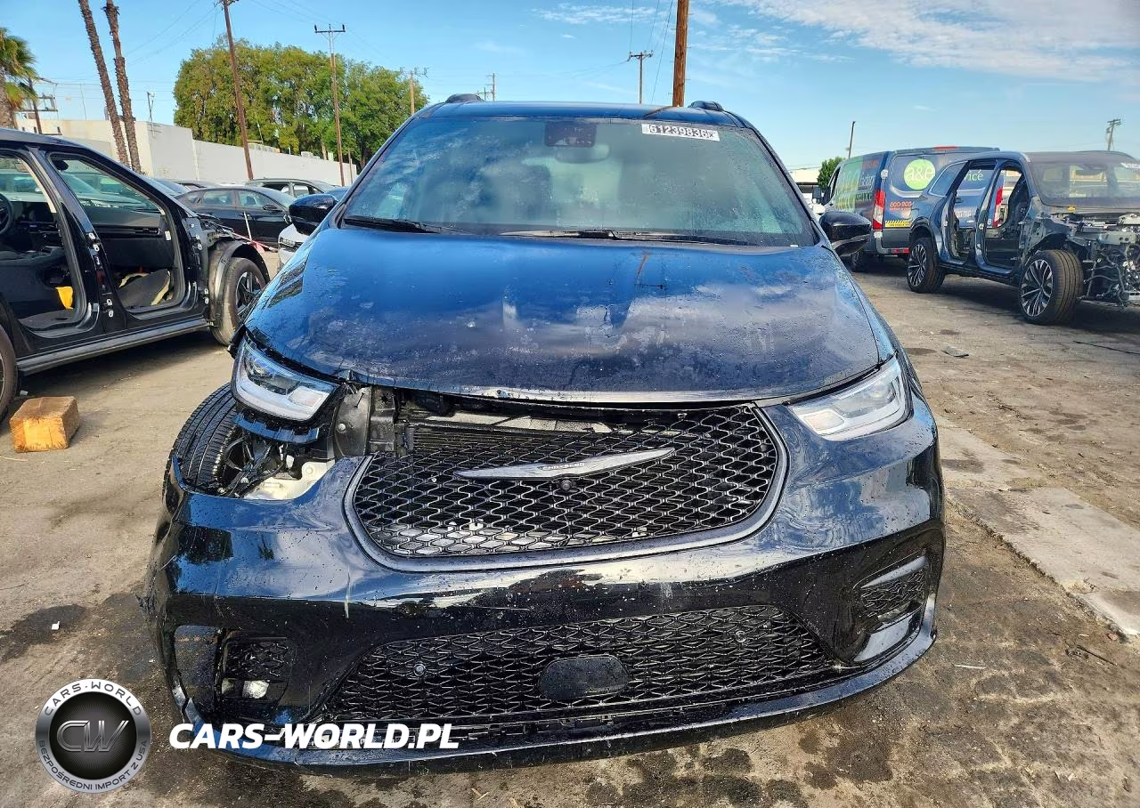2026 Chrysler Pacifica Select VIN:2C4RC1BG8TR250594 - 5