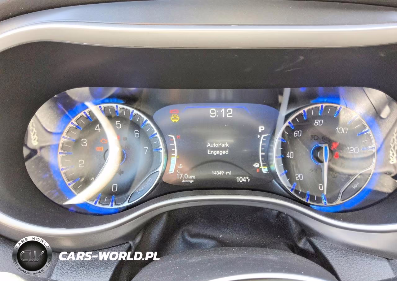2026 Chrysler Pacifica Select VIN:2C4RC1BG8TR250594 - 9