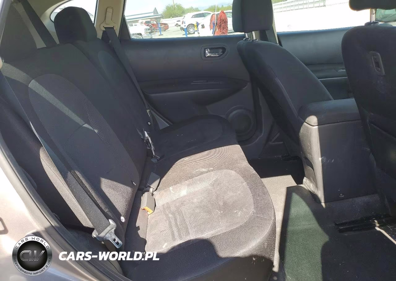 2015 Nissan Rogue Select S VIN:JN8AS5MT8FW672012 - 10