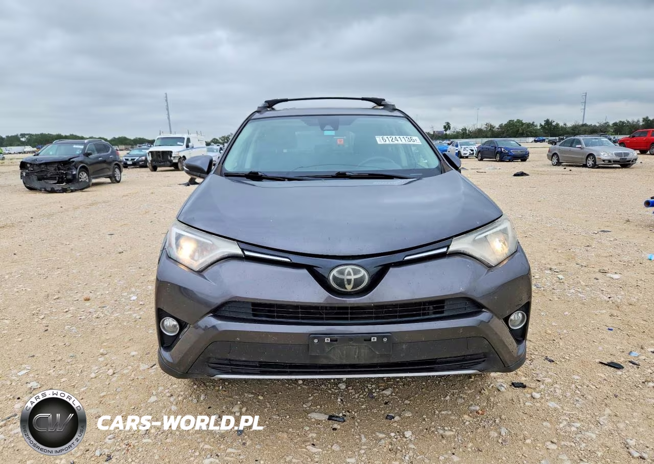 2017 Toyota Rav4 Xle VIN:2T3WFREV8HW389804 - 5