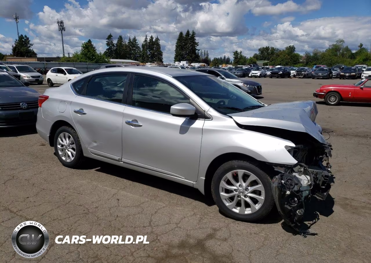 2018 Nissan Sentra S VIN:3N1AB7AP4JY259572 - 4