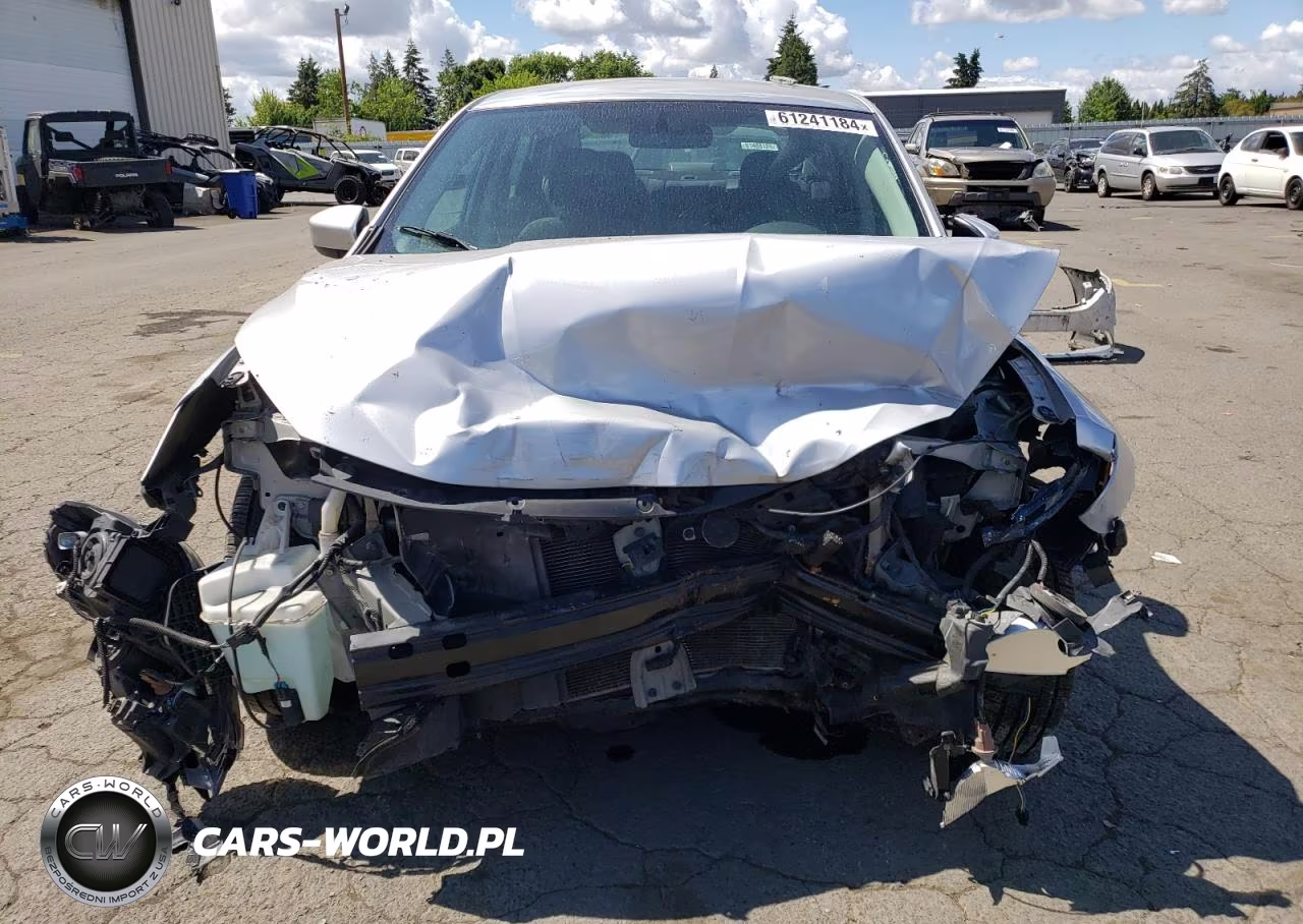 2018 Nissan Sentra S VIN:3N1AB7AP4JY259572 - 5