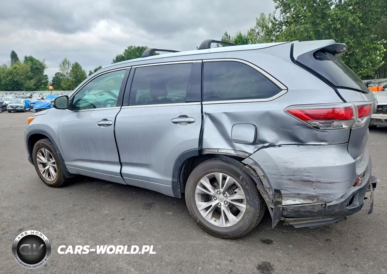 2015 Toyota Highlander Xle VIN:5TDJKRFH8FS142800 - 2