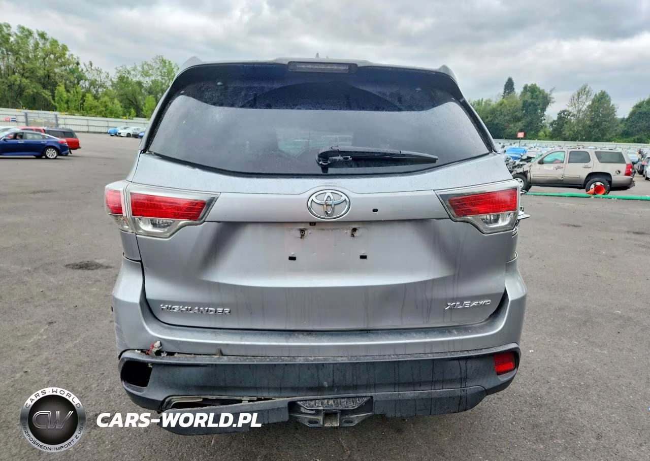 2015 Toyota Highlander Xle VIN:5TDJKRFH8FS142800 - 6