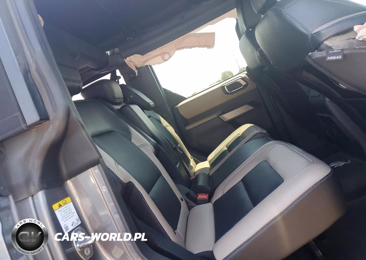 2023 Ford Bronco Base VIN:1FMEE5DP5PLB80141 - 10